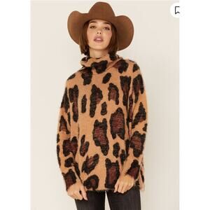 Show Me Your Mumu Women's Cheetah Fever Sweater Size M